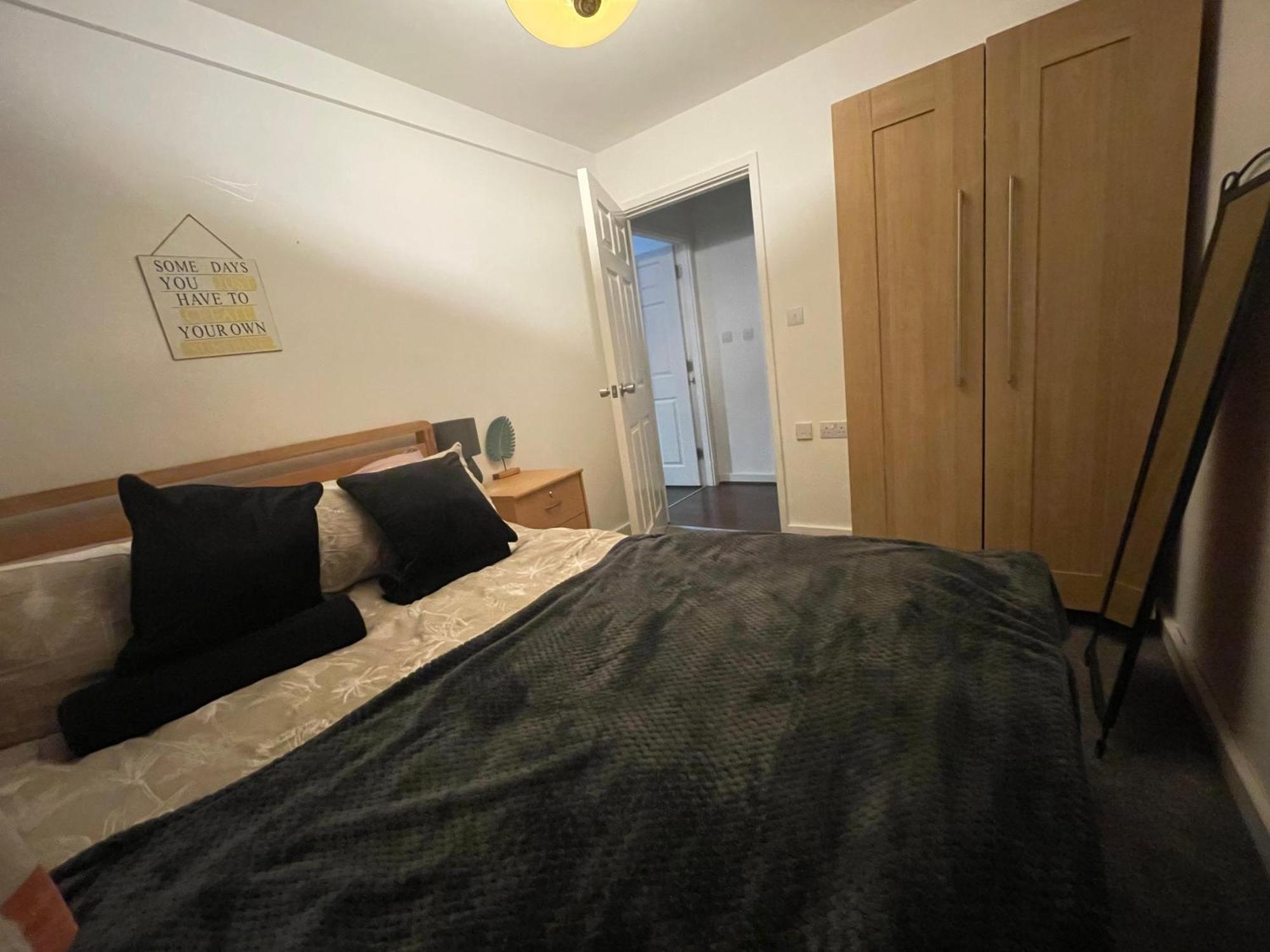 קובנטרי Business & Leisure City Centre 2 Bed En-Suite Apartment With Free Parking And Netflix מראה חיצוני תמונה