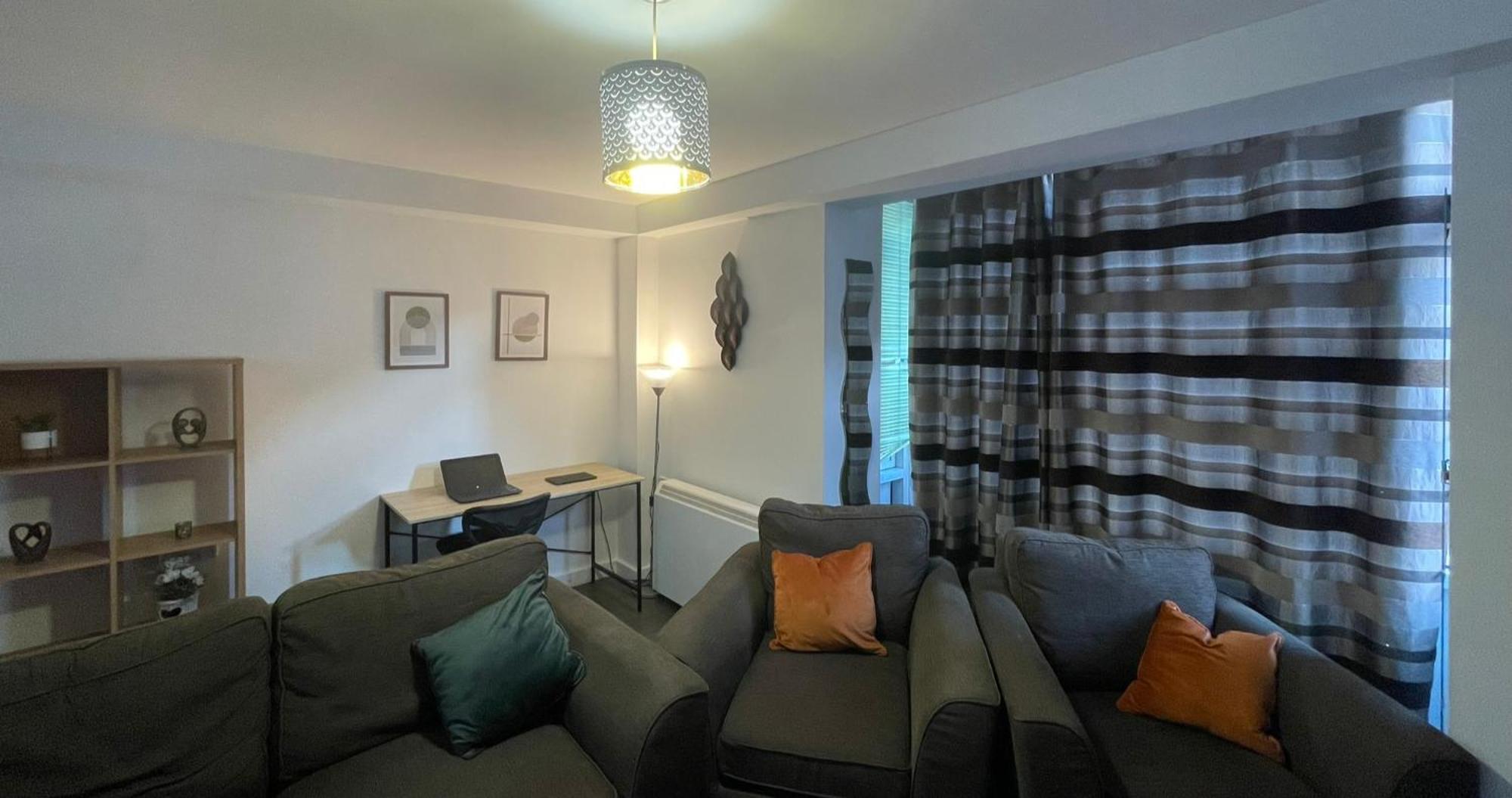 קובנטרי Business & Leisure City Centre 2 Bed En-Suite Apartment With Free Parking And Netflix מראה חיצוני תמונה